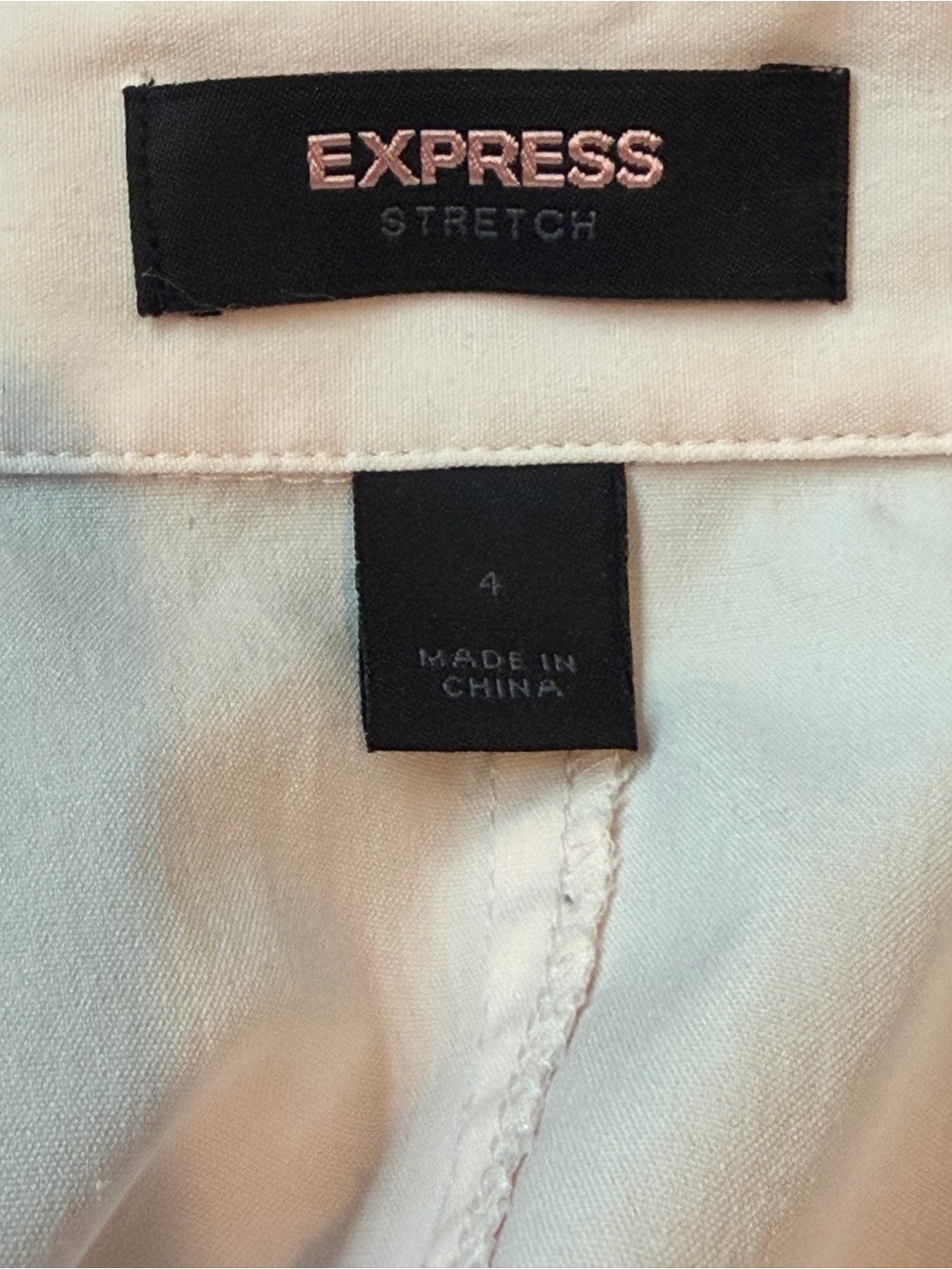 Express Stretch Pink Fitted Button Down Shirt Size 4 Y2K Blouse Office Siren - Picture 8 of 9